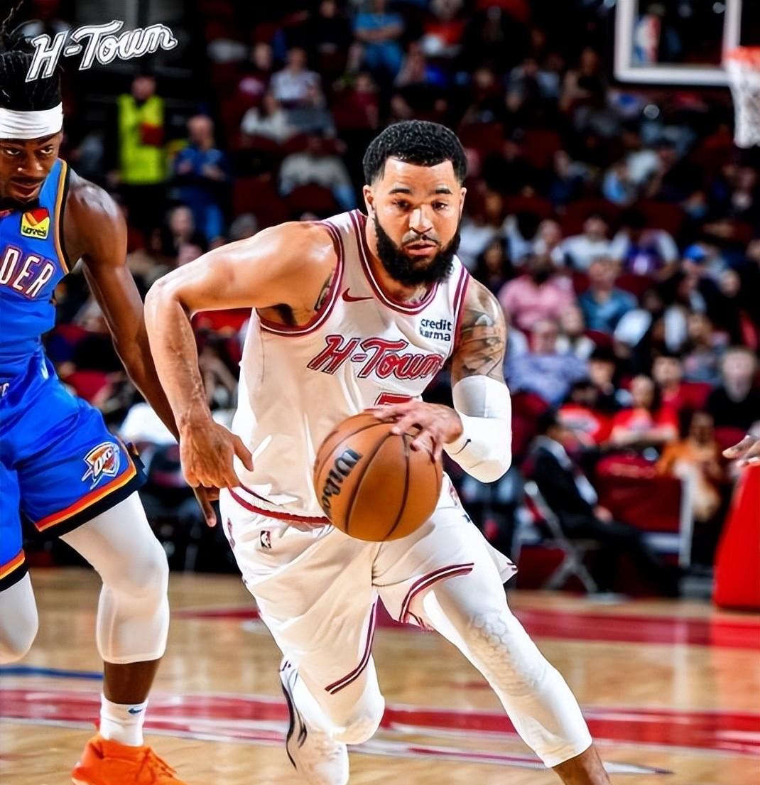 包含赛前体能课后，休斯敦火箭队长鼓劲备战NBA常规赛，态度坚定，纪律约束更严格的词条